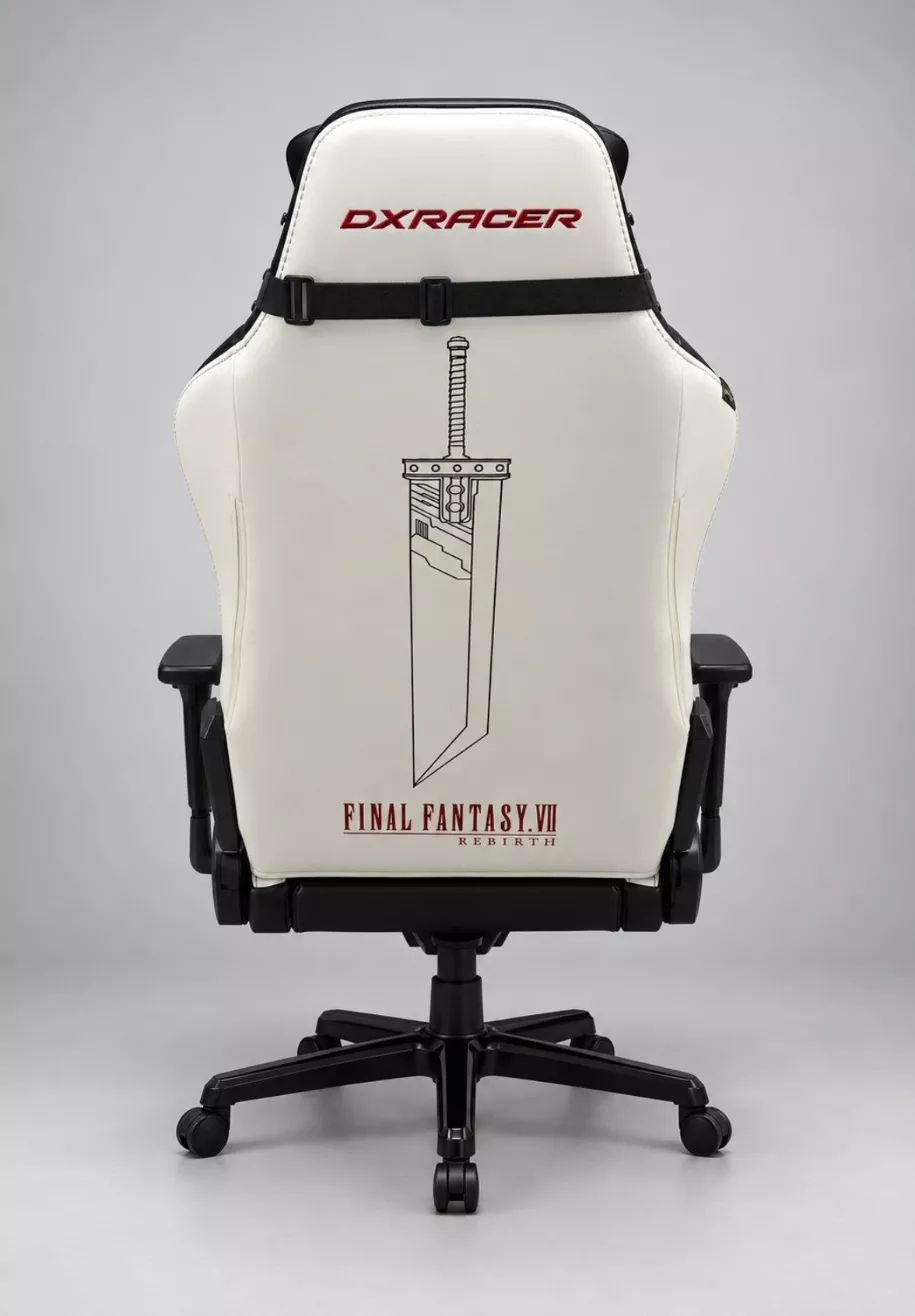 Dos blanc de la chaise DXRacer Final Fantasy VII Rebirth avec le Buster Sword